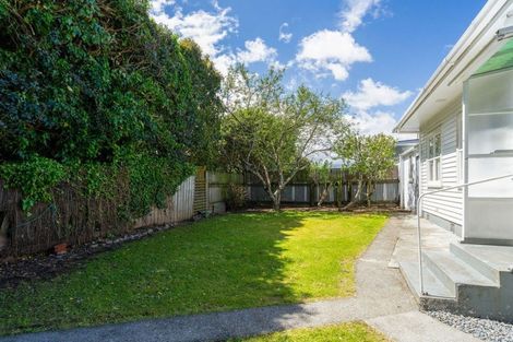 Photo of property in 7 Windsor Place, Levin, 5510