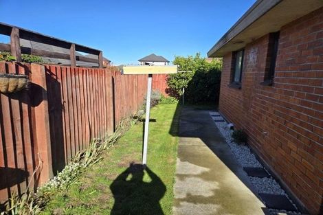 Photo of property in 1/17 Vagues Road, Northcote, Christchurch, 8052