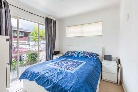 Photo of property in 16 Grenada Avenue, Forrest Hill, Auckland, 0620