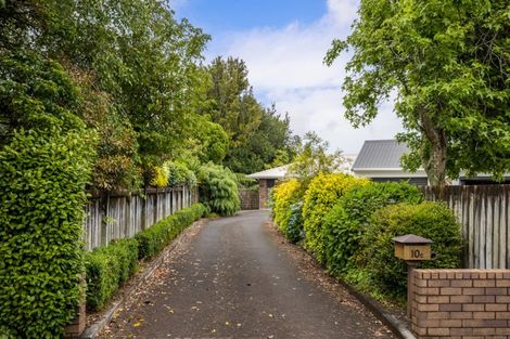 Photo of property in 10c Kinross Drive, Merrilands, New Plymouth, 4312