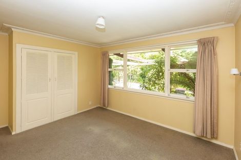Photo of property in 36 Warren Crescent, Hillmorton, Christchurch, 8025