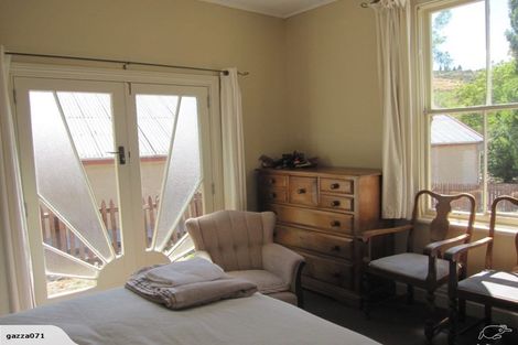 Photo of property in Rowan Cottage, 1674 Saint Bathans Loop Road, Saint Bathans, 9386