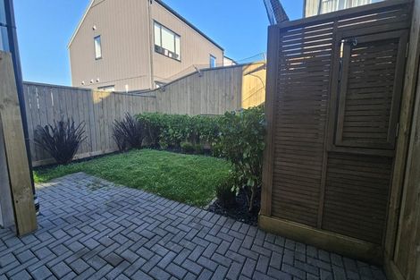 Photo of property in 6 Wai Place, Westgate, Auckland, 0614