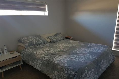 Photo of property in 4c Binsted Road, New Lynn, Auckland, 0600