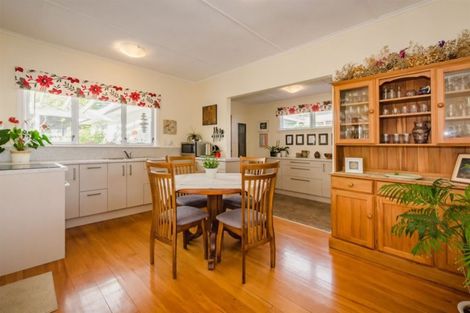 Photo of property in 129 Rosetta Road, Raumati South, Paraparaumu, 5032