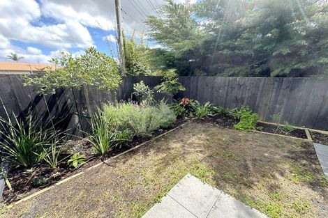 Photo of property in 24 Red Arches Road, Henderson, Auckland, 0610