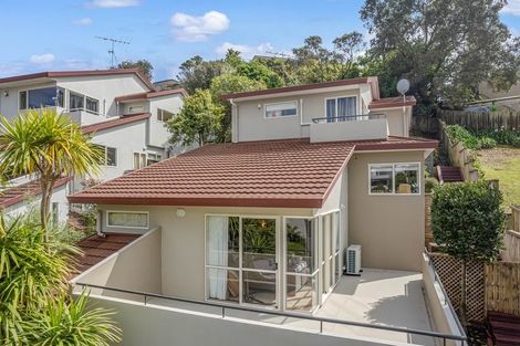 Photo of property in 23a Penguin Drive, Murrays Bay, Auckland, 0630