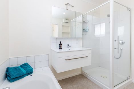 Photo of property in 11 Fiona Place, Dinsdale, Hamilton, 3204