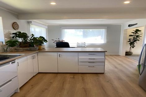 Photo of property in 12a Sharda Grove, Paraparaumu Beach, Paraparaumu, 5032