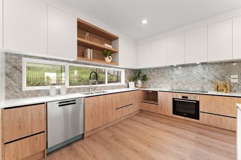 Photo of property in 36 Baumea Rise, Massey, Auckland, 0614