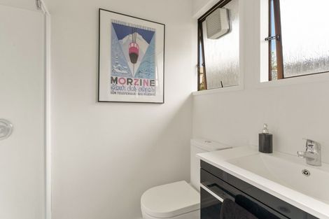 Photo of property in 53 Otaihanga Road, Otaihanga, Paraparaumu, 5036