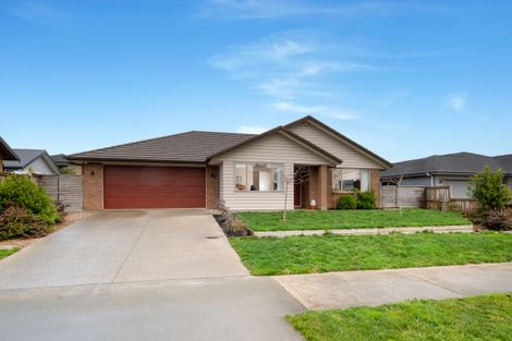 Photo of property in 18 Josh Road, Huapai, Kumeu, 0810