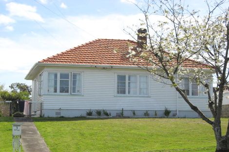 Photo of property in 3 Owen Street, Gonville, Whanganui, 4501