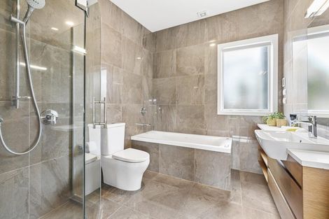 Photo of property in 14 Remuremu Street, Long Bay, Auckland, 0630