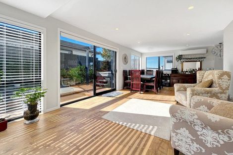 Photo of property in 3 Podgora Avenue, Kumeu, 0810