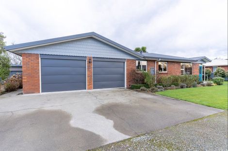 Photo of property in 234 Park Street, Winton, 9720