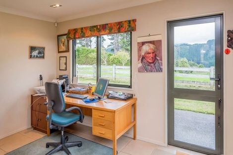 Photo of property in 94a Kaitawa Road, Hautere, Otaki, 5582