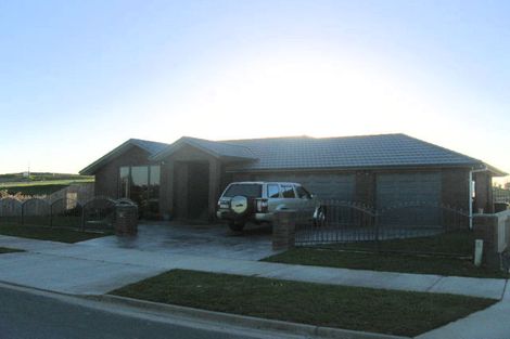 Photo of property in 20 Magellan Rise, Flagstaff, Hamilton, 3210