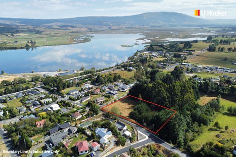 Photo of property in 10 Gull Street, Waihola, Milton, 9073