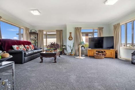 Photo of property in 2 Vaucluse Drive, Nukuhau, Taupo, 3330