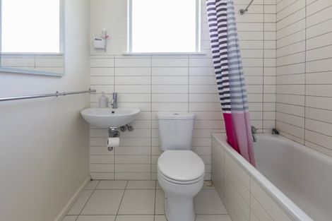 Photo of property in 2/544 Barbadoes Street, Edgeware, Christchurch, 8013