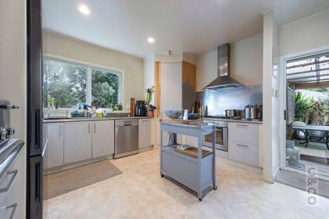 Photo of property in 106 Awaroa Road, Helensville, 0800