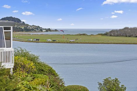 Photo of property in 30a Wainui Road, Raglan, 3225