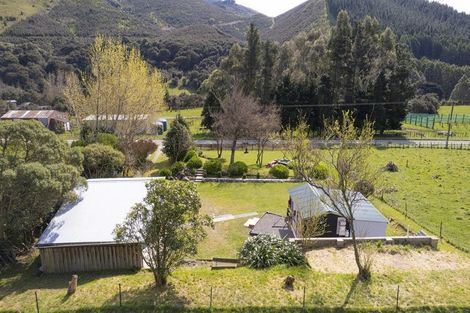 Photo of property in 727 Mikimiki Road, Mikimiki, Masterton, 5881
