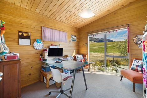 Photo of property in 56 Charles Court, Lake Hawea, Wanaka, 9382