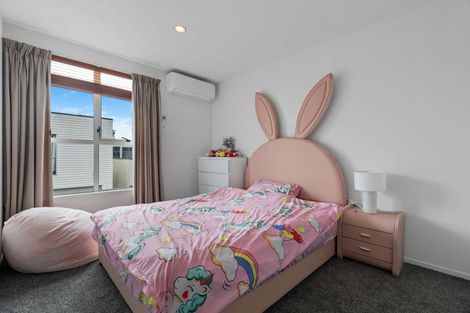 Photo of property in 10 Zabeel Crescent, Takanini, 2112