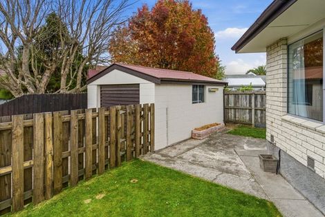 Photo of property in 2a Mallett Place, Halswell, Christchurch, 8025