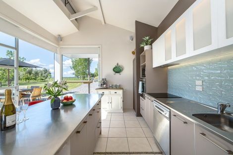 Photo of property in 138 Dakins Road, East Taratahi, Carterton, 5887