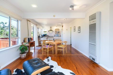 Photo of property in 39 Lincoln Terrace, Hokowhitu, Palmerston North, 4410