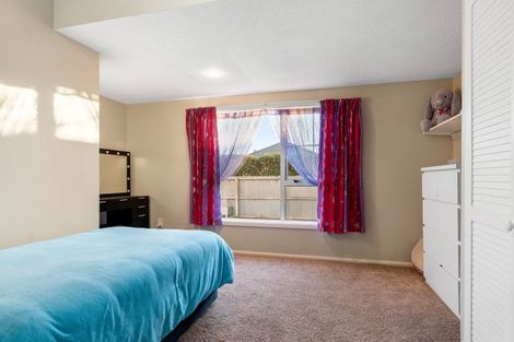 Photo of property in 8 Bethel Crescent, Bishopdale, Christchurch, 8053