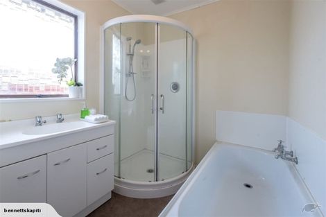 Photo of property in 91 Rangiuru Road, Otaki Beach, Otaki, 5512