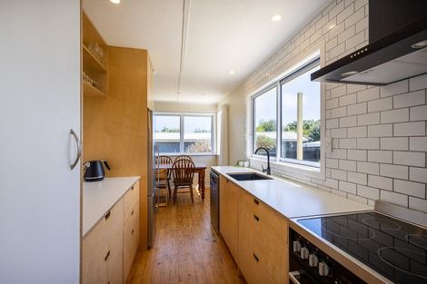 Photo of property in 3 Bayly Street, Baylys Beach, Dargaville, 0377