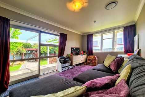 Photo of property in 31 Crewe Crescent, Hokowhitu, Palmerston North, 4410