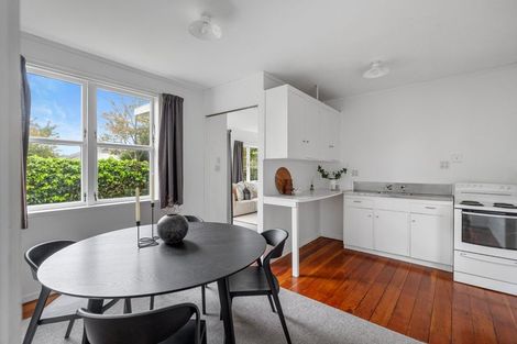 Photo of property in 30 East Street, Claudelands, Hamilton, 3214