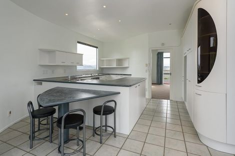 Photo of property in 12 Signallers Grove, Strathmore Park, Wellington, 6022