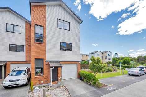 Photo of property in St Claire Village, 233/172 Mcleod Road, Te Atatu South, Auckland, 0610