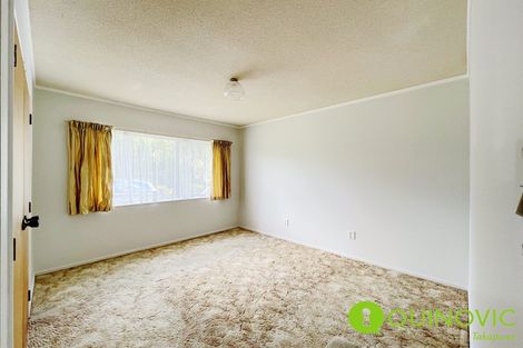 Photo of property in 2/17 Queen Mary Avenue, New Lynn, Auckland, 0600