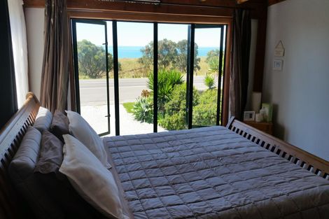 Photo of property in 57 Moana Road, Okitu, Gisborne, 4010