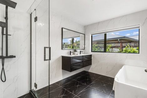 Photo of property in 3 Waipuna Place, Rototuna, Hamilton, 3210