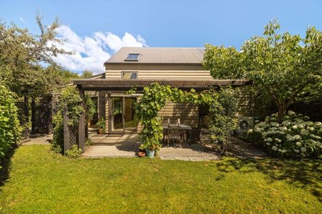 Photo of property in 100 Centennial Avenue, Arrowtown, 9302