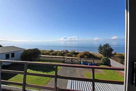 Photo of property in 14 Parapara Esplanade, Parapara, Takaka, 7182