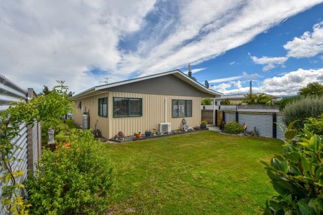 Photo of property in 19a Charles Street, Carterton, 5713