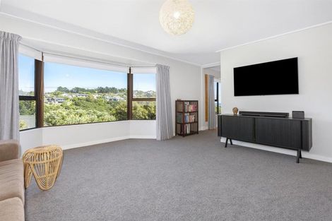 Photo of property in 71 Leeward Drive, Whitby, Porirua, 5024