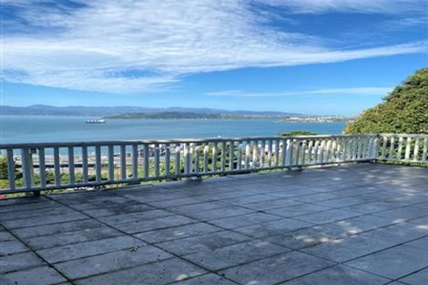 Photo of property in 1/89 Barnard Street, Wadestown, Wellington, 6012