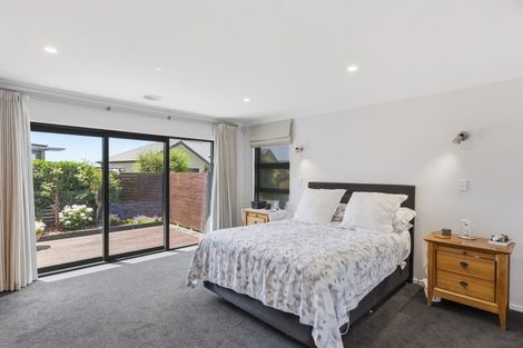 Photo of property in 19 Taranui Way, Paraparaumu Beach, Paraparaumu, 5032