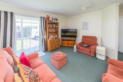 Photo of property in 16a Carlton Avenue, Gonville, Whanganui, 4501